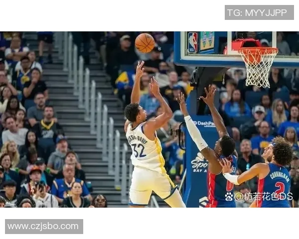 2017年勇士与活塞精彩对决回顾赛场瞬间与球员表现分析