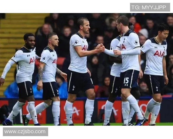 汉密尔顿与哈茨的对决分析及赛季前景展望