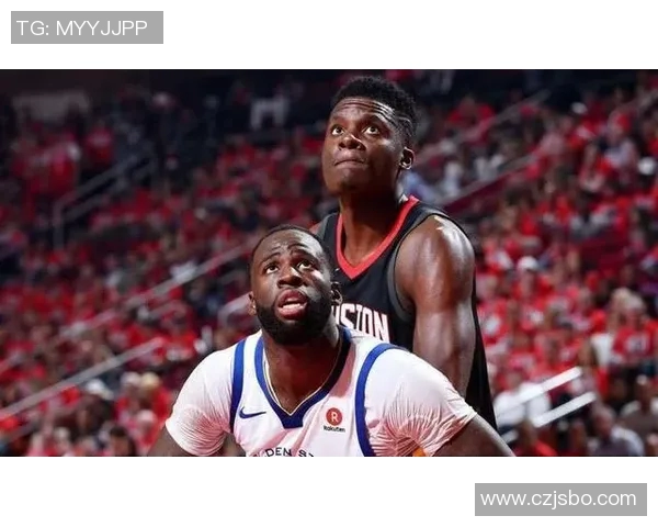 火箭队与爵士队激战正酣NBA赛场精彩对决引人瞩目