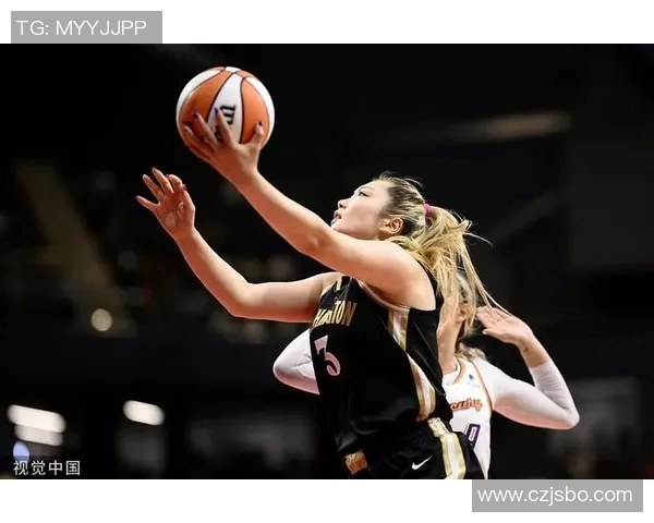 王牌队与神秘人队的巅峰对决WNBA赛季精彩瞬间回顾与分析