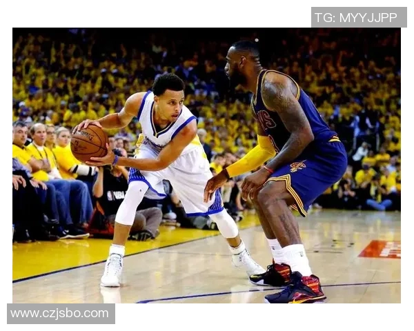 勇士与骑士精彩对决高清图片回顾展现篮球激情与团队精神