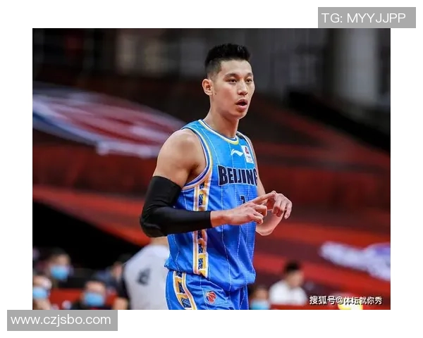 基马诺克与赫斯的激烈对决揭示了苏超联赛的竞争魅力与球队实力较量 基马诺克与赫斯的激烈对决揭示了苏超联赛的竞争魅力与球队实力较量