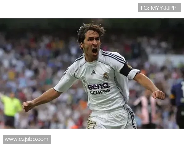 贺炜解读意大利与德国足球对决的历史与战术分析