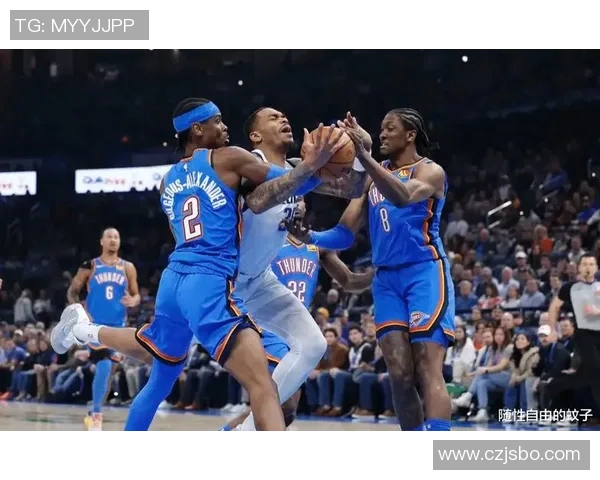 雷霆与小牛首节激战精彩回顾双方球员表现与战术分析