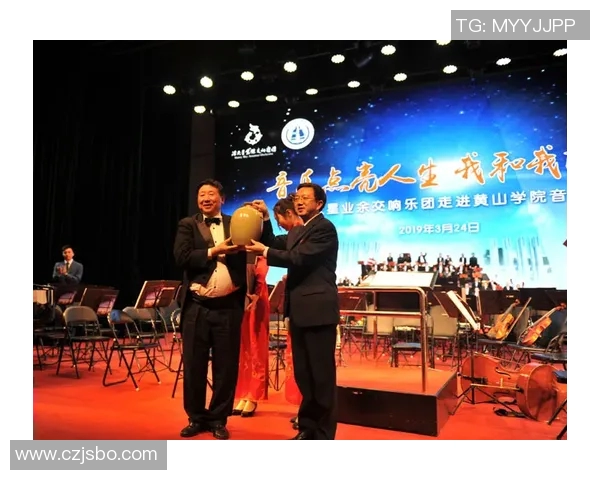 飞盘与人生的交响曲：吴强的深度对话与成长之路MBA