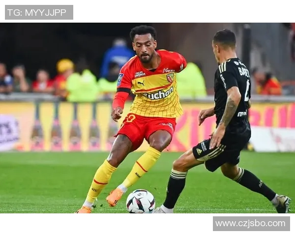 马赛主场迎战瓦朗谢讷争夺法甲积分榜关键战役